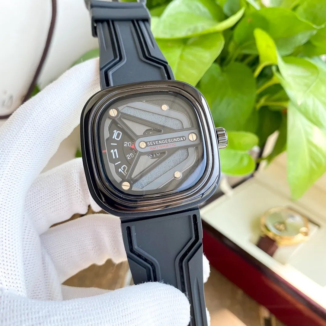 【High-end replica】💰4 types! Quartz watch 💰840; mechanical watch 💰1100! Brand: SEVEN FRIDAY🏅🏅 Type: Men's watch 🎉🎉 Case: Top version 316 stainless steel L Strap: Imported calfskin strap, Movement: Fully automatic imported mechanical movement/Imported quartz movement ⚙️ Mirror: Mineral scratch-resistant mirror glass Size: 47mm in diameter, 14mm thick 🍷Exquisite inheritance of real effects, quality assurance! ‼ ️The elegant style instantly enhances the charm of men and is a symbol of taste and noble life!